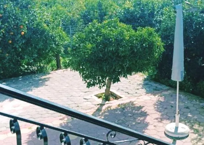 Jutta's House Holiday home *